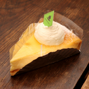 ベイクドチーズケーキ